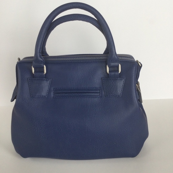 Matt & Nat ‘MALONE’ Doctor Bag Satchel Vegan Leather in Blue - Picture 7 of 13